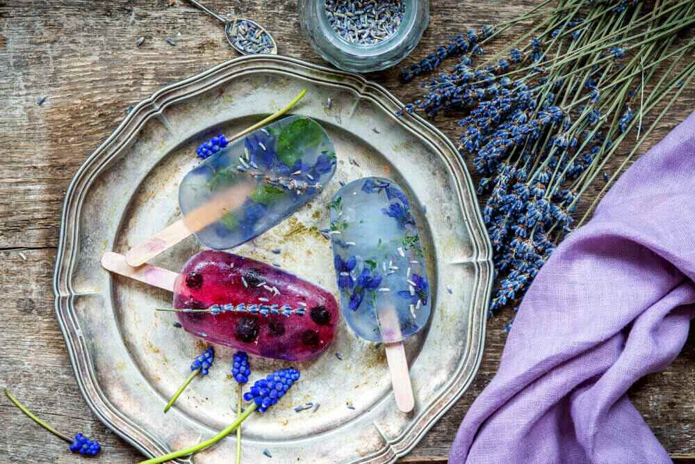 Paletas de Hierbas: Tres Recetas Saludables para los Días Abrasadores